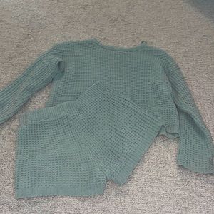 teal ish sweat set. size s in both shorts and top.
